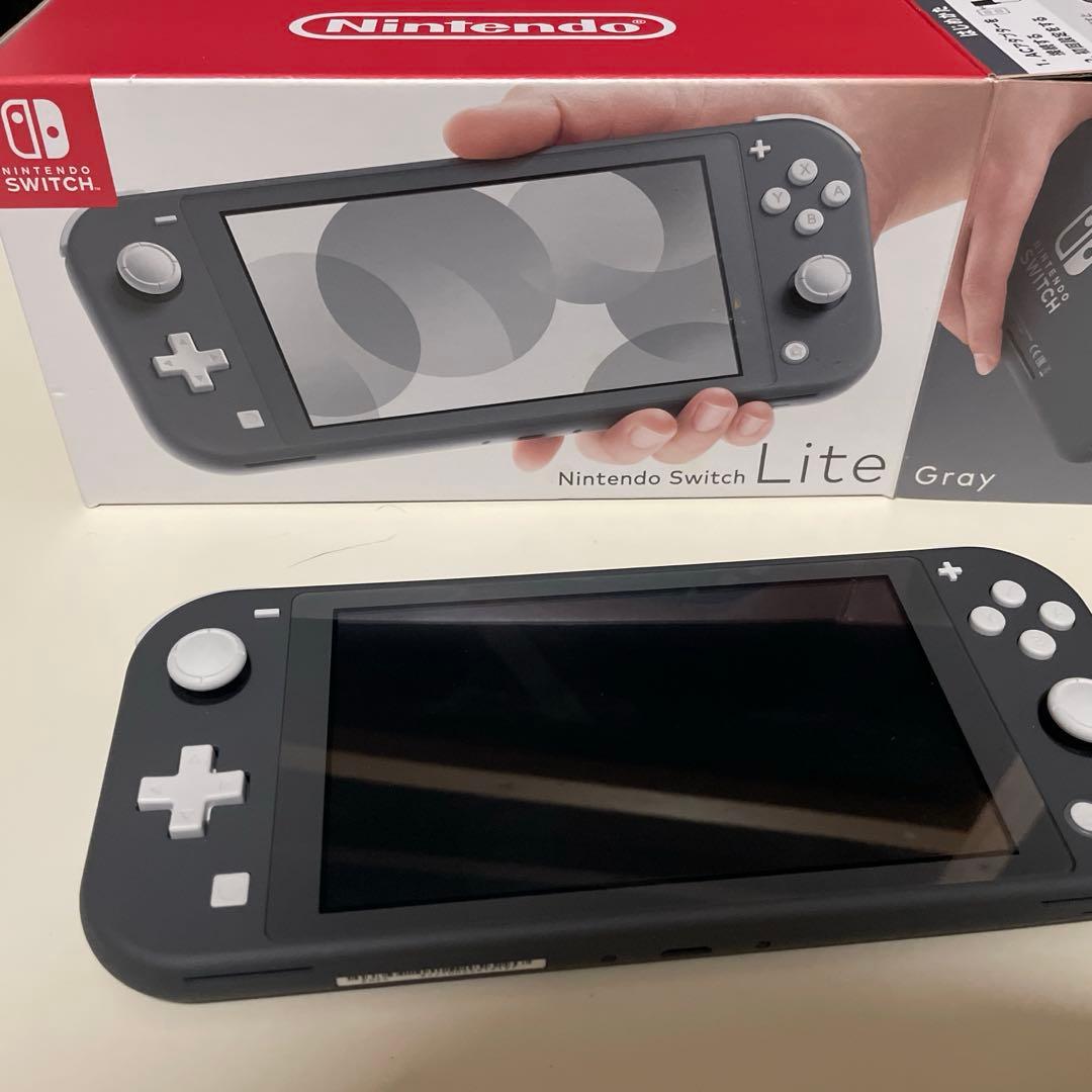 Nintendo　Switch　ライト　グレー