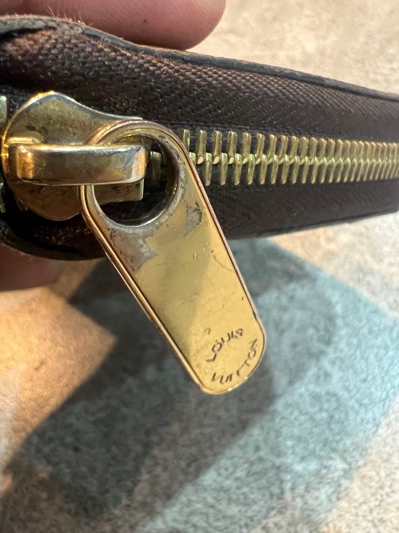 Louis Vuitton ルイビトン長財布　ジッピーウォレット 中古品