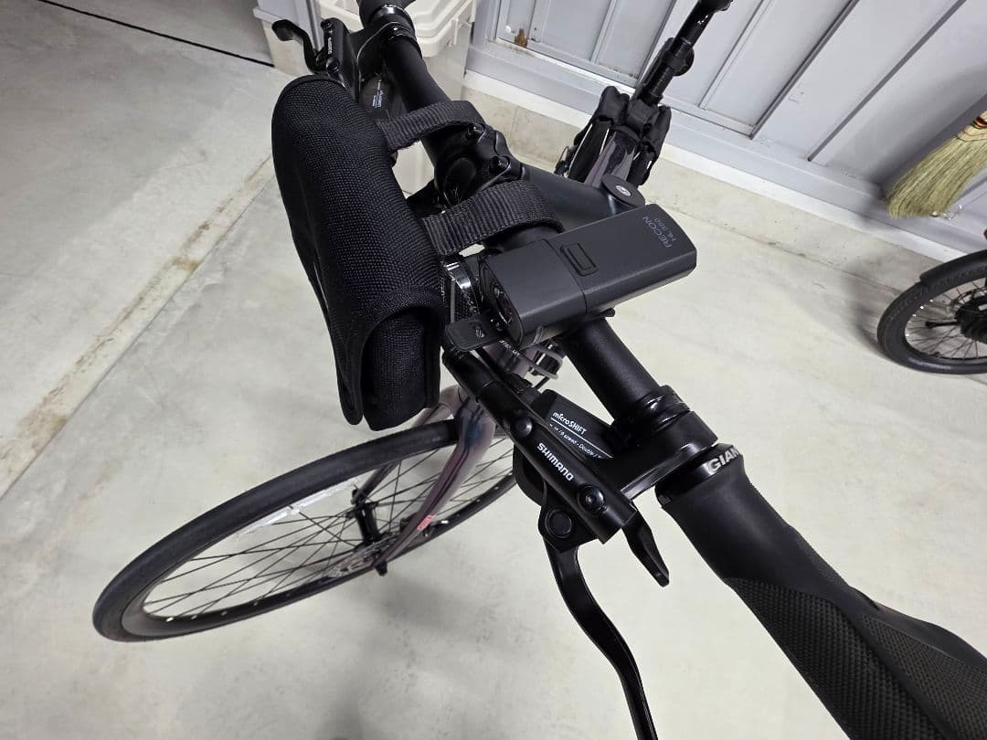 サイクリングシーズン来る！美品現状装備フルセットジャイアントRX２ディスク
