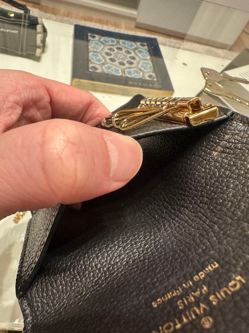 Louis Vuitton キーケース ミニルティクレ 6 ブラック