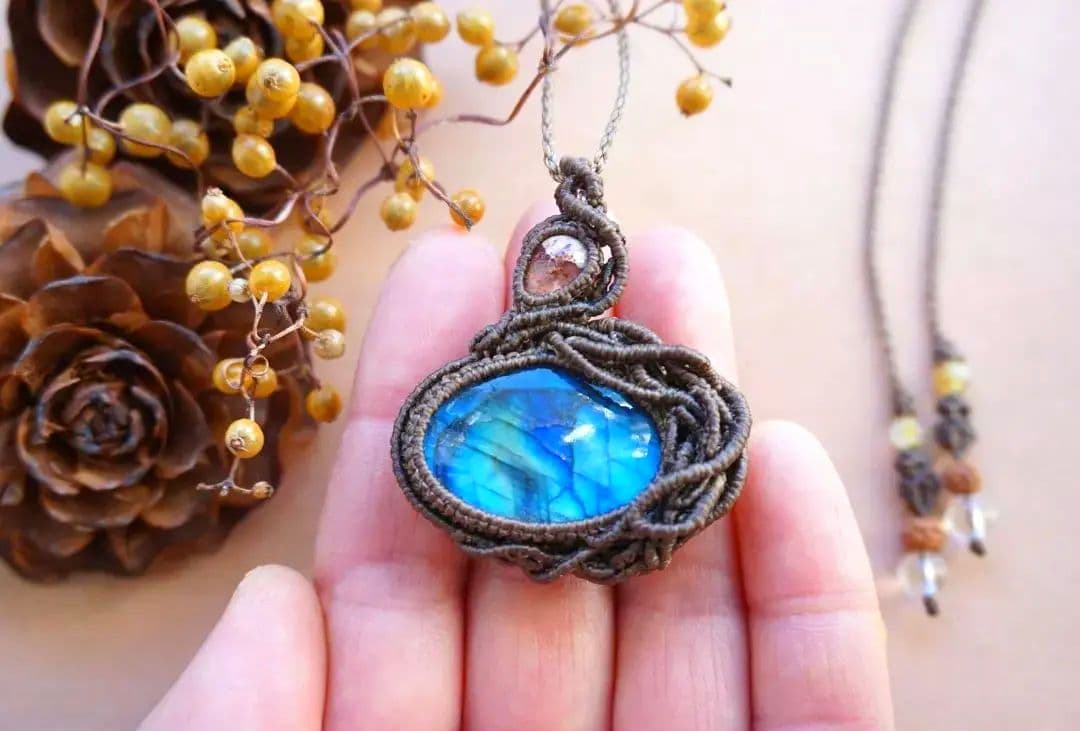 ラブラドライト カンテラオパール マクラメネックレス