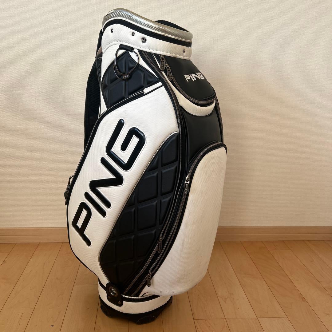 キャディバッグ　ping ピン