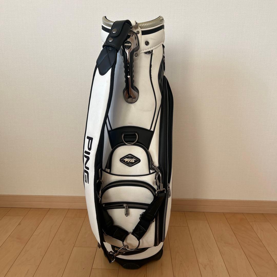 キャディバッグ　ping ピン