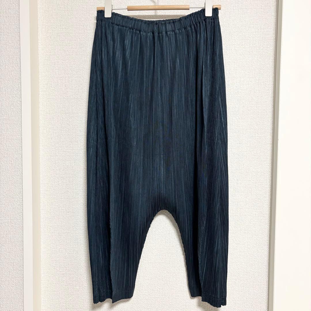 美品　プリーツプリーズ　サルエルパンツ　変形　ポケット　ダークグリーン　サイズ3