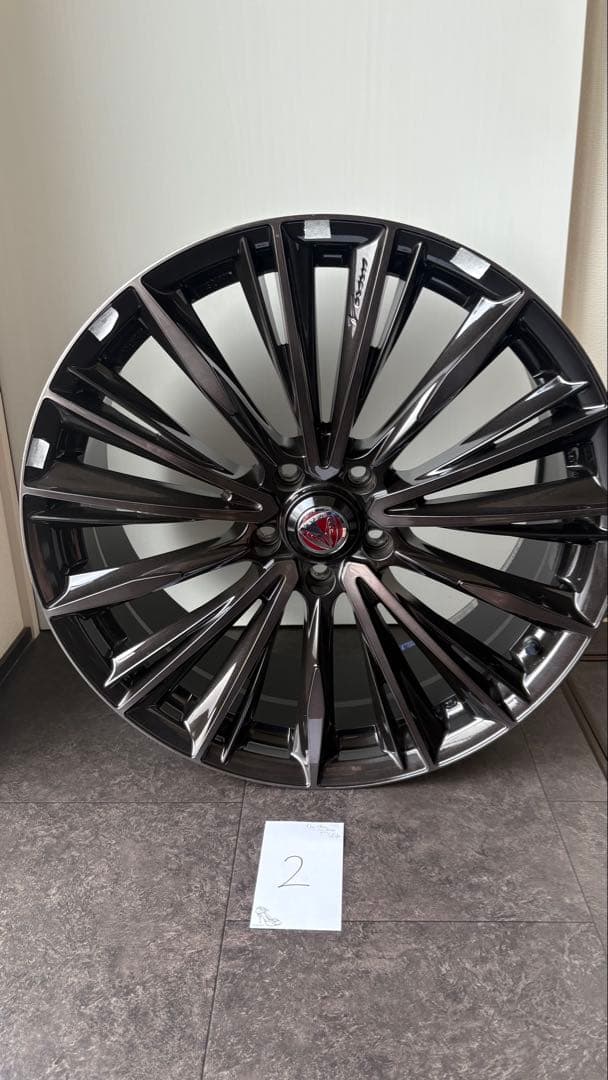 やまちゃん出品