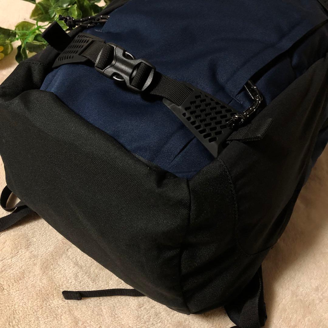 未使用に近い　極美品　バートン　デイ ハイカー 25L リュック　バックパック