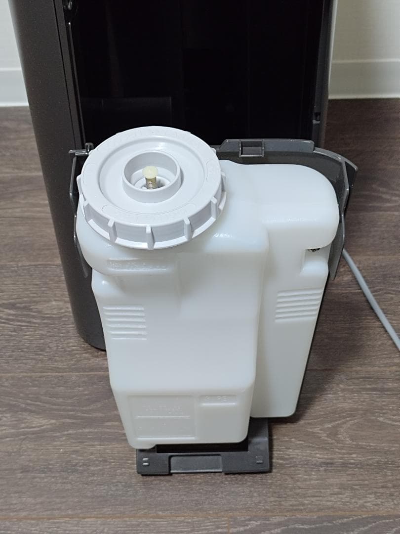 シャープ　加湿空気清浄機　KI-HS50