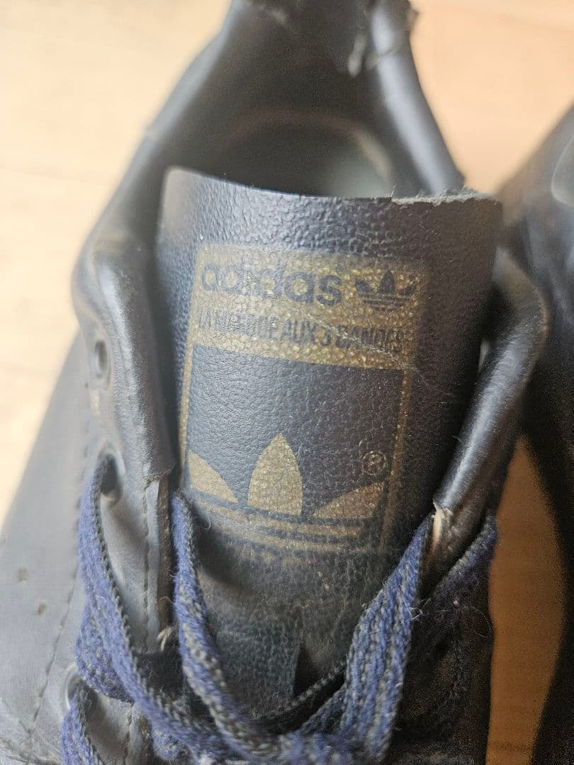 1982頃　希少　adidas official 黒 26センチ位