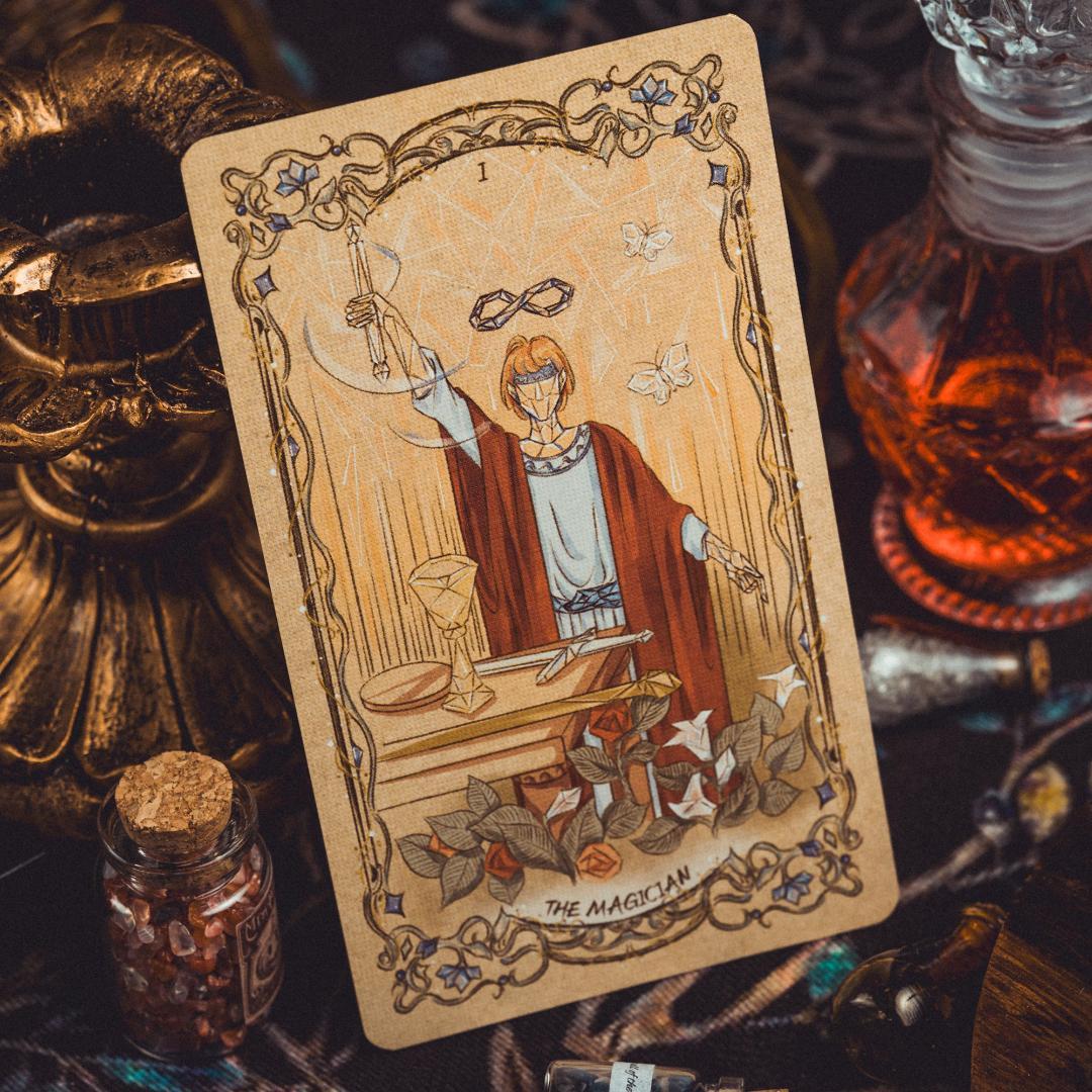 【正規品タロットカード】入手困難✨美と危険を体現する神話メデューサ／コレクターズ