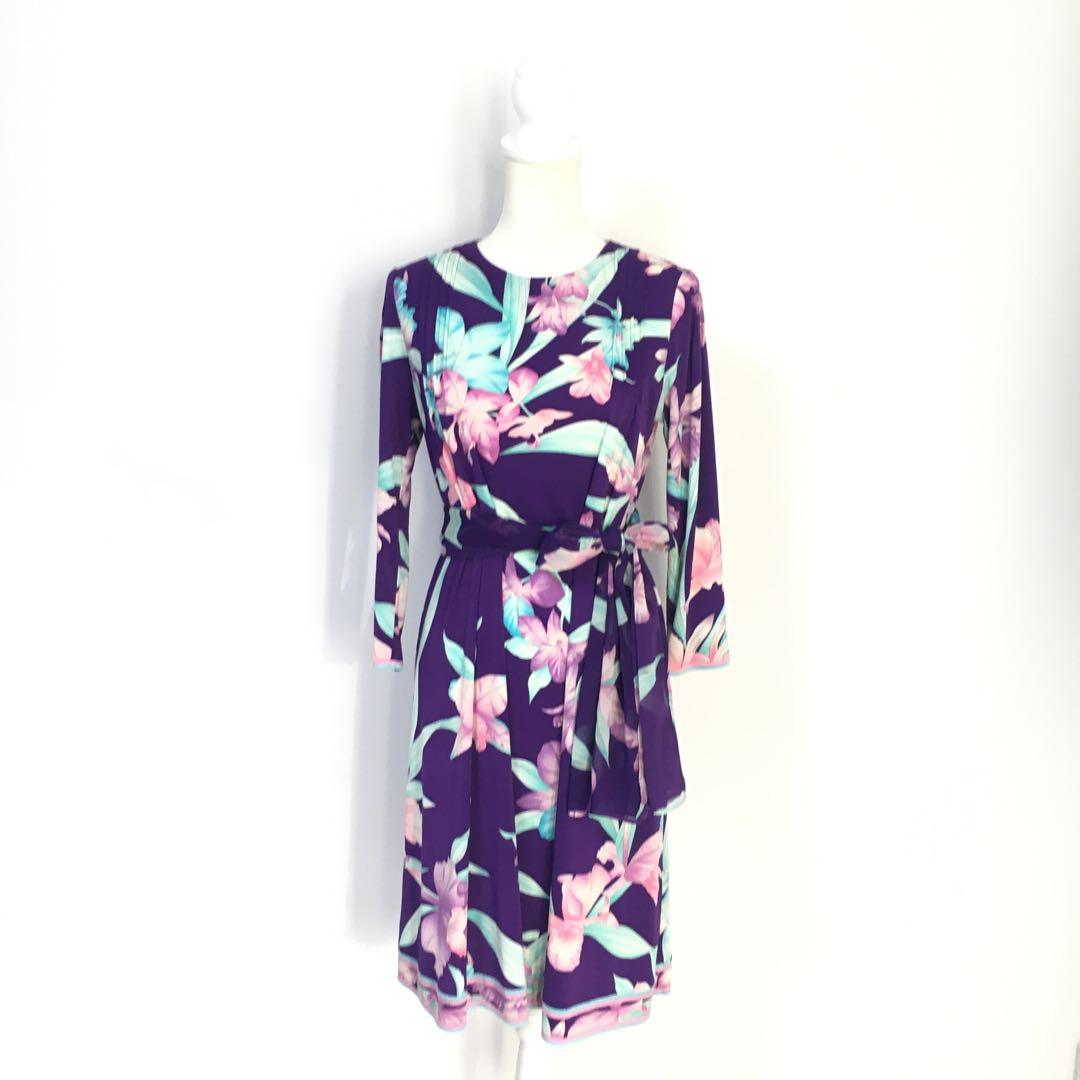 近年美品　LEONARD レオナール　カンカン　スカーフ　ベルト　ワンピース