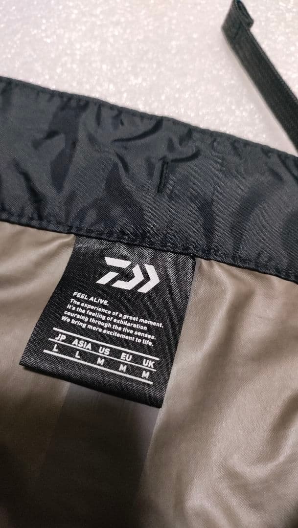 DAIWA　GORE-TEX INFINIUM™ フィッシングスーツ Lサイズ