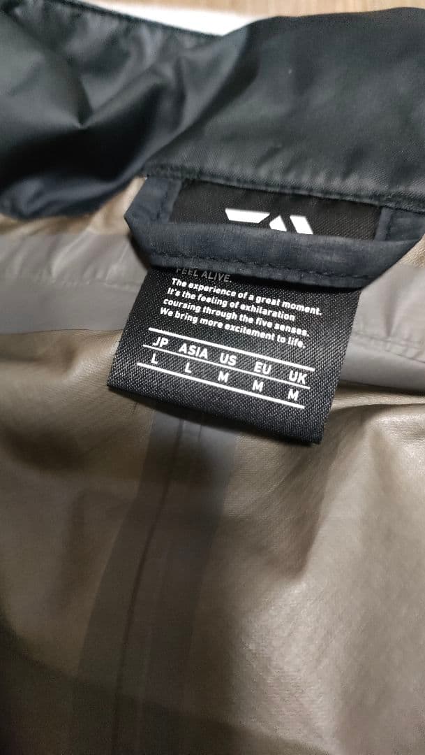 DAIWA　GORE-TEX INFINIUM™ フィッシングスーツ Lサイズ