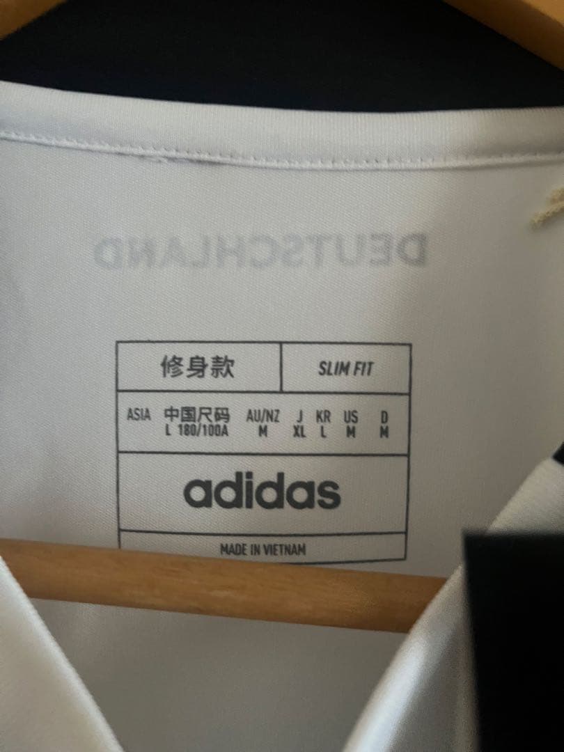 し*ー様 ドイツ代表 2024 正規品 ♯８　クロース ￼ ホームユニフォーム