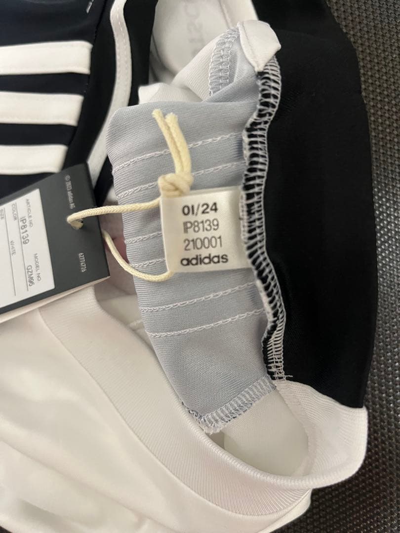 し*ー様 ドイツ代表 2024 正規品 ♯８　クロース ￼ ホームユニフォーム