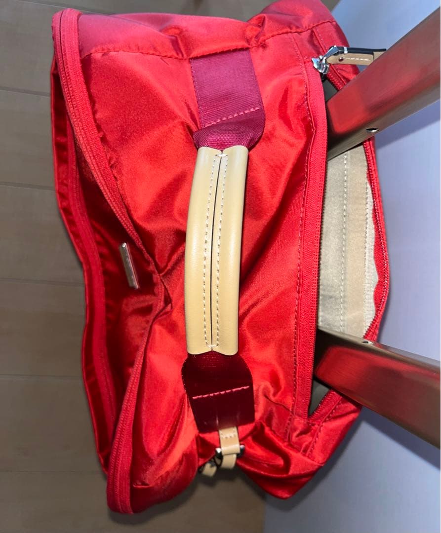 TUMI トゥミ ナイロン　コンパクト・ キャリーケース ソフトシェルレッド