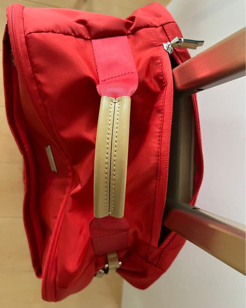 TUMI トゥミ ナイロン　コンパクト・ キャリーケース ソフトシェルレッド