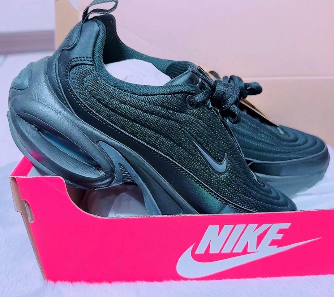 Nike Air Max ポータル ブラックスニーカー