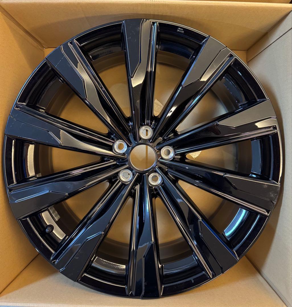 トヨタクラウンスポーツ純正21インチホイールセットセンターオーナメント純正ナット