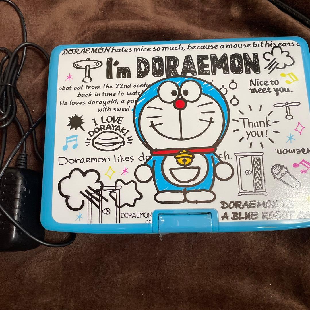 美品　9インチ キャラクター ポータブルDVDプレイヤー ドラえもん
