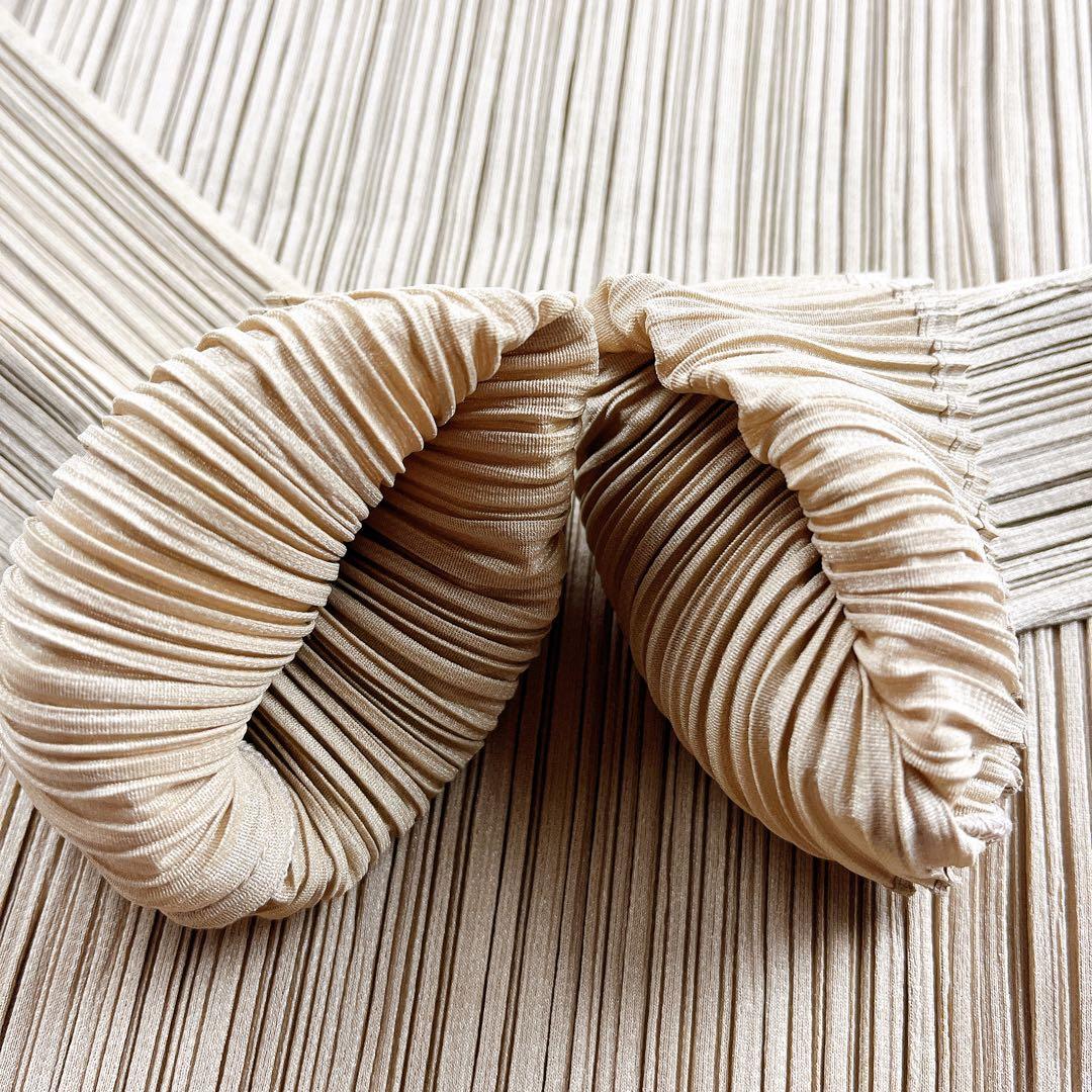 美品✨ISSEY MIYAKE カットソー 長袖 希少 クルーネック ニット