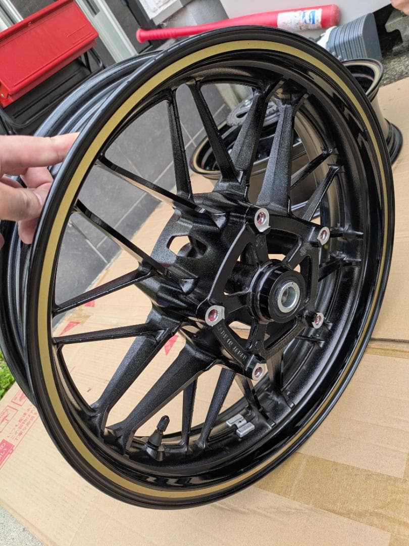 Z900RS CAFE('23) 純正ホイール ブラック/ゴールド 前後セット