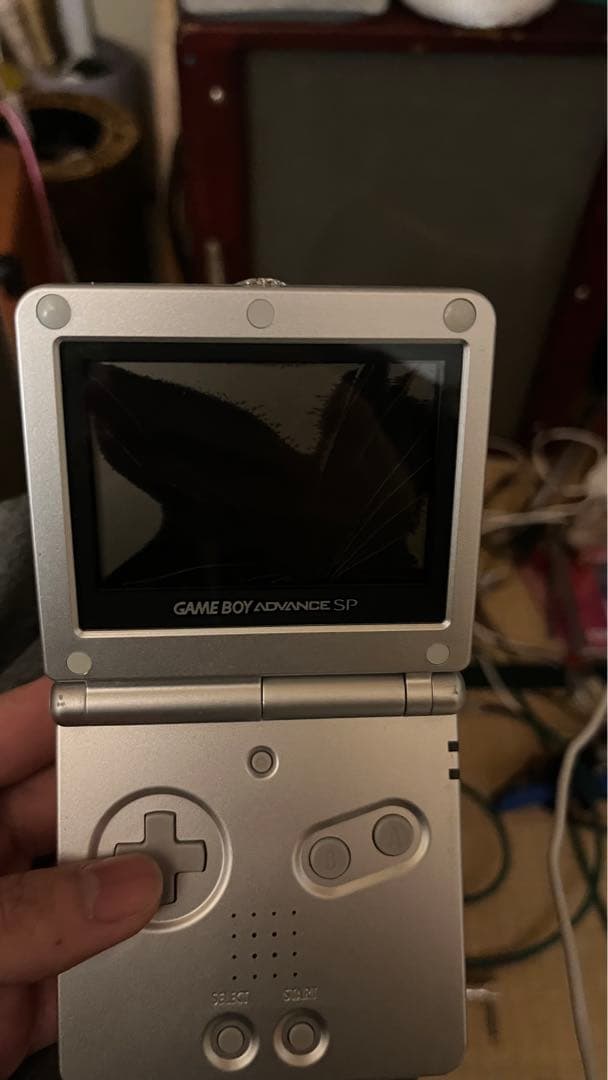 ゲームボーイ　壊れてる