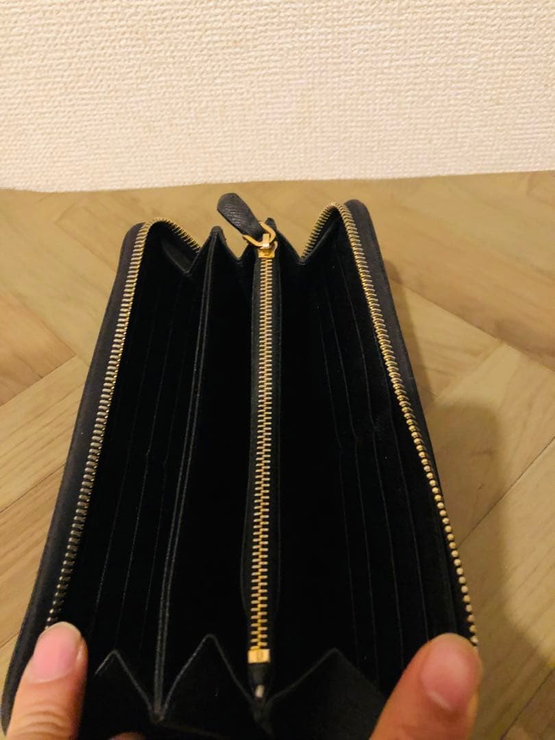 プラダ 長財布 三角ロゴ サフィアーノレザー 黒 1ML506 QHH