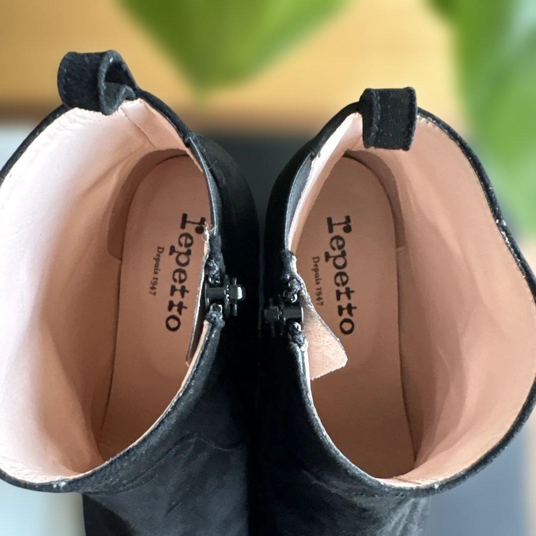 Repetto ブラックスエードブーツ