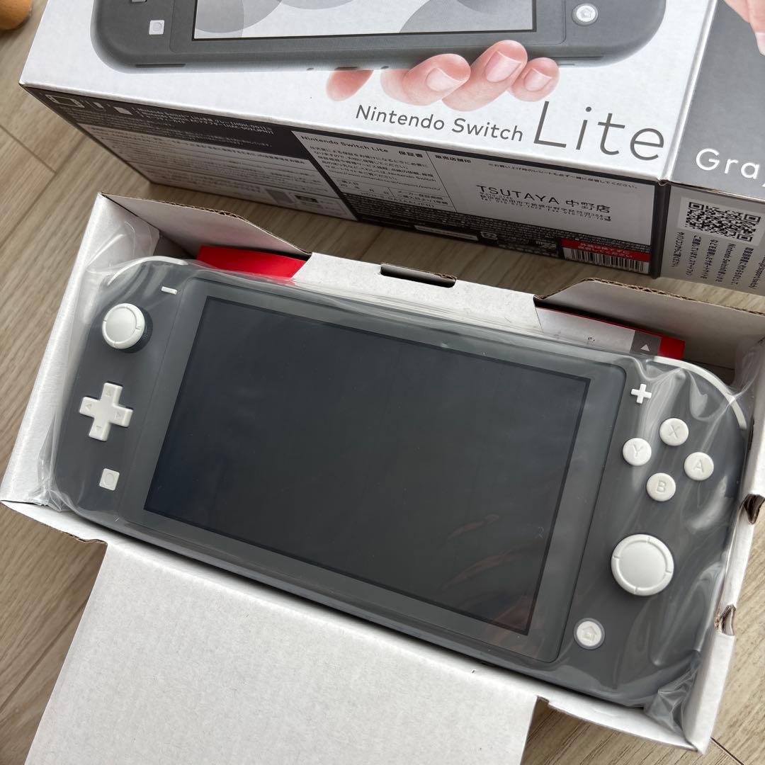 【新品未使用】2025年5月入手　Nintendo Switch Lite