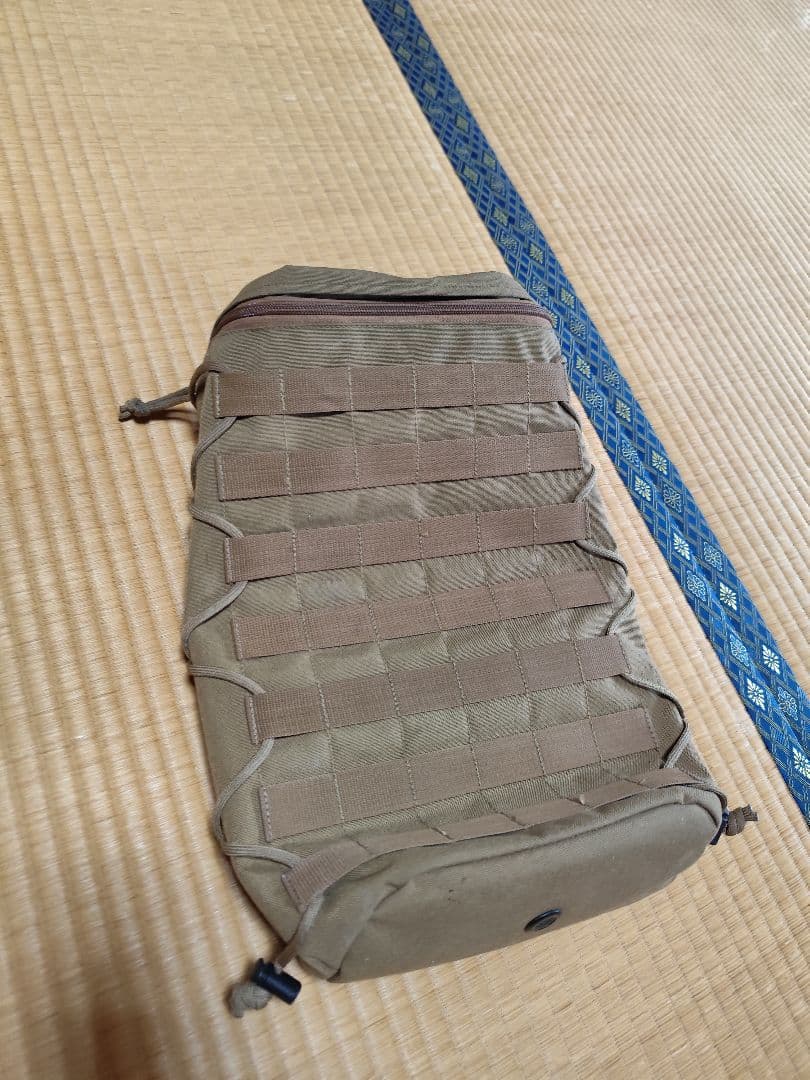 コヨーテブラウン色 モールシステム対応バッグ