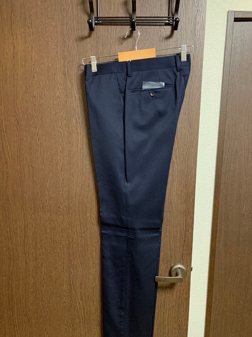 A4新品未使用！品格の1着！年間定番！素敵なネイビー3ピーススーツ！極小訳のみ