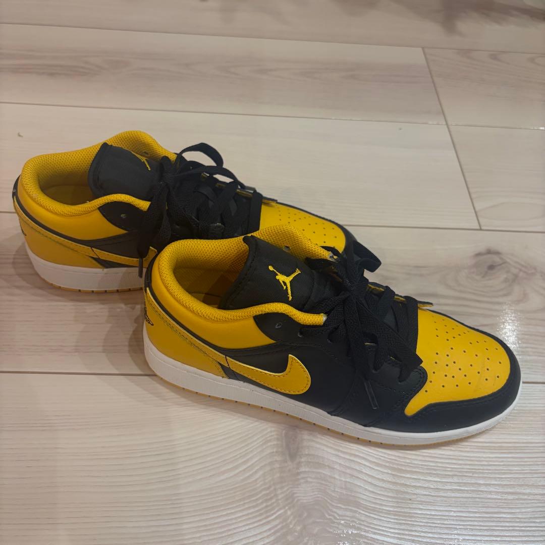 【美品】Nike Air Jordan 1 Low ブラック イエロー 24cm