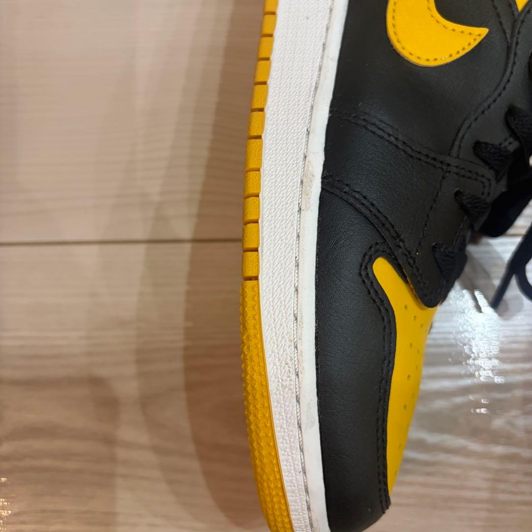 【美品】Nike Air Jordan 1 Low ブラック イエロー 24cm