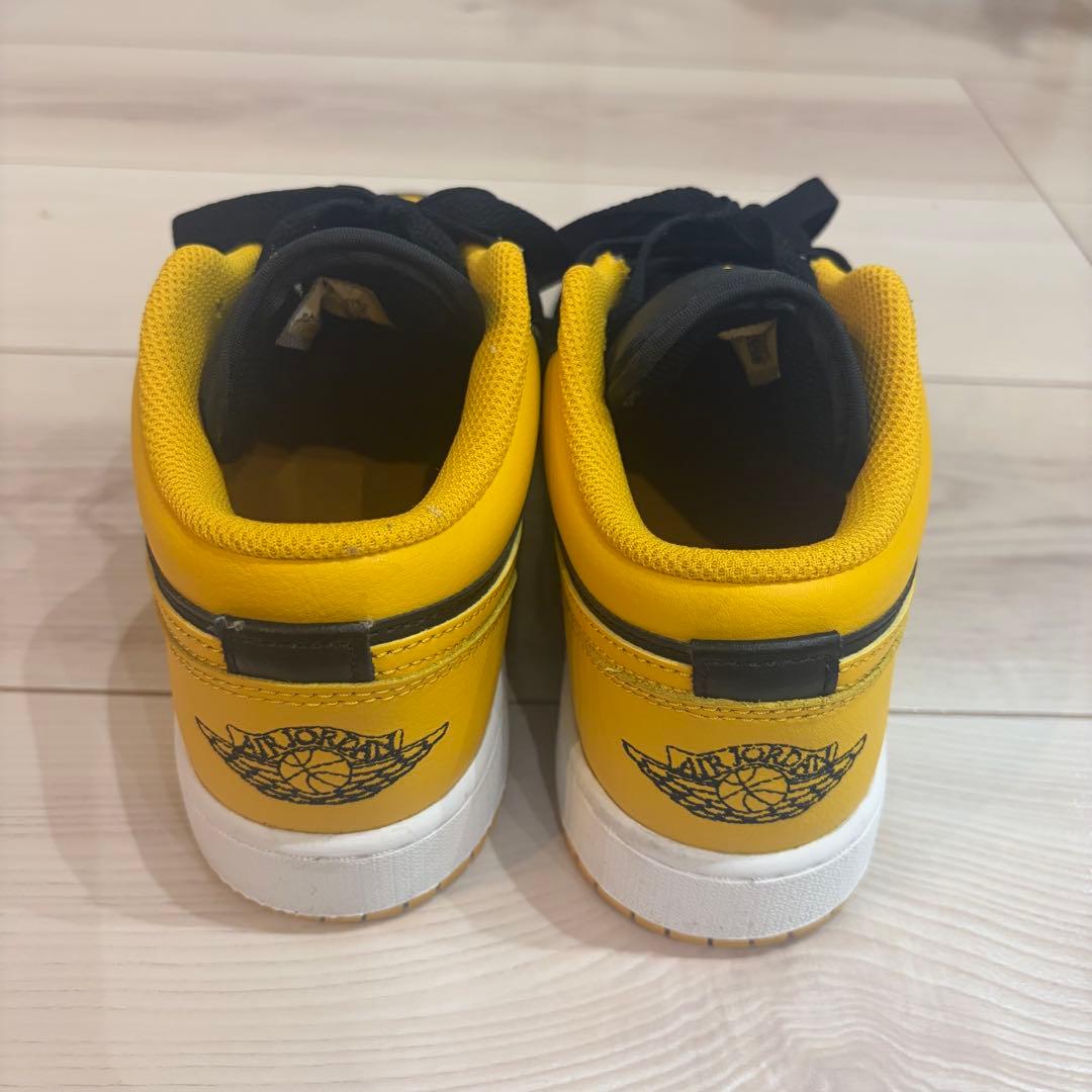 【美品】Nike Air Jordan 1 Low ブラック イエロー 24cm