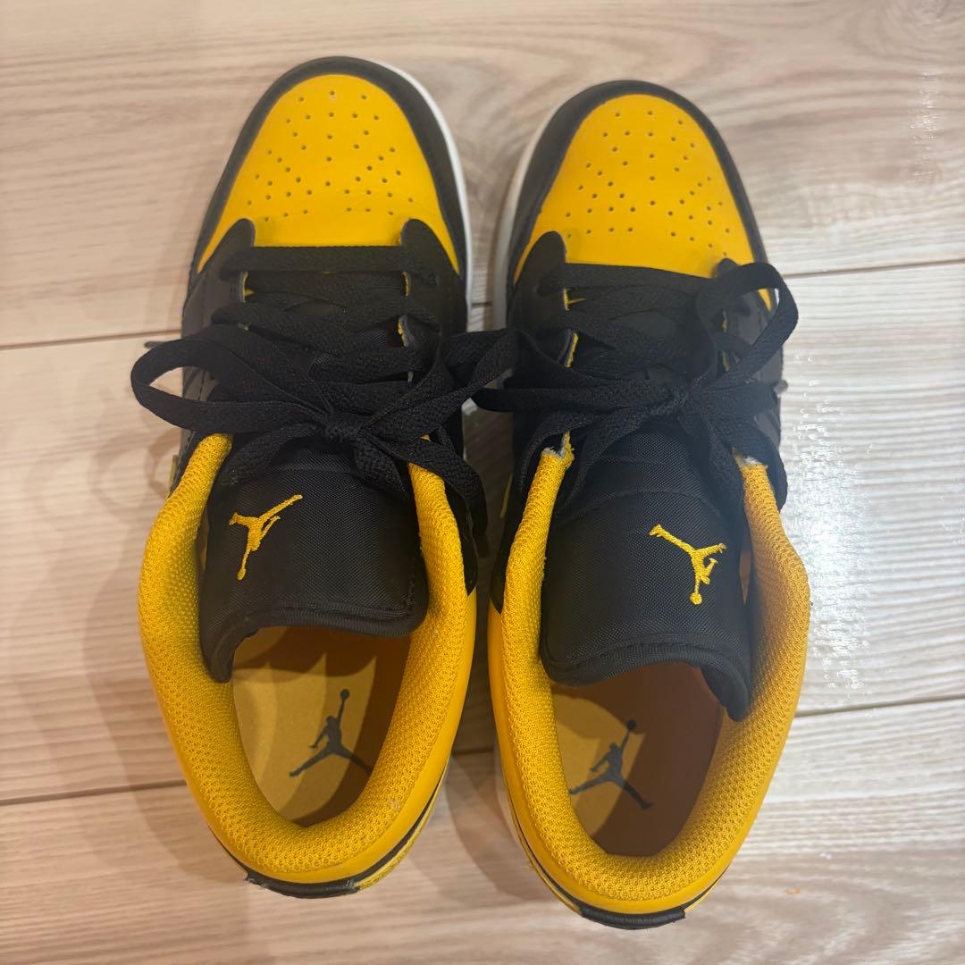 【美品】Nike Air Jordan 1 Low ブラック イエロー 24cm