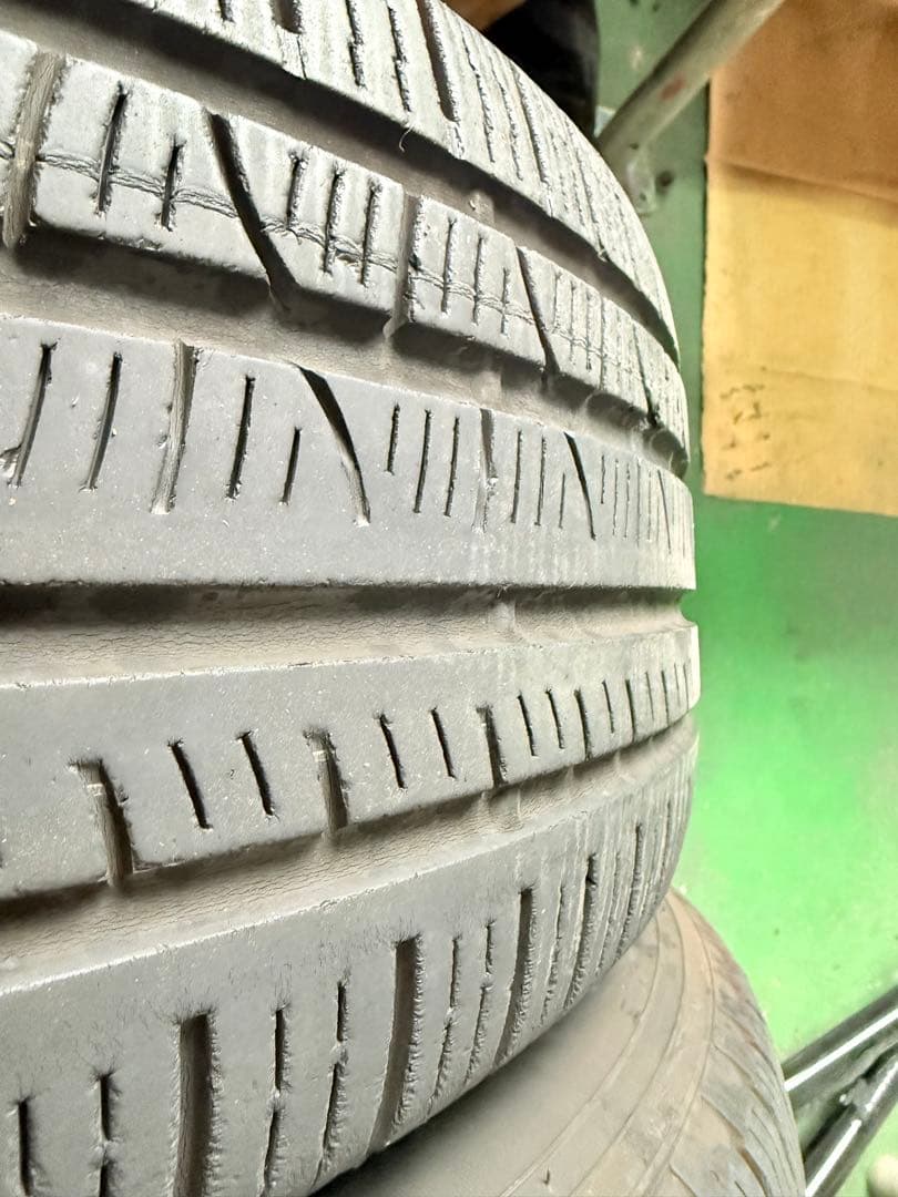 ランドローバー イヴォーク 純正18インチホイール PCD108 タイヤ付