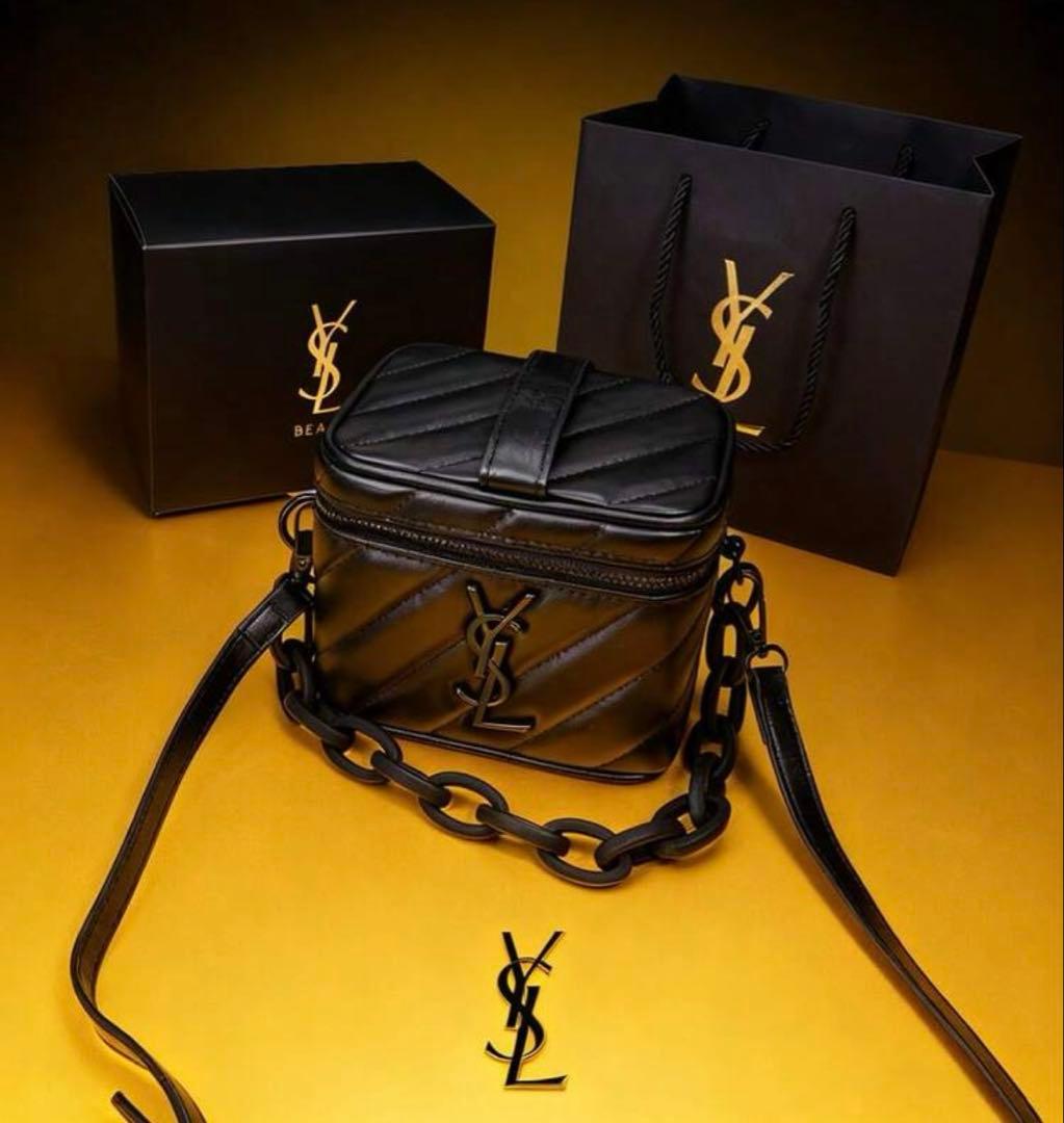 新品✨イヴサンローラン ヴァニティポーチ YSL メイクボックス
