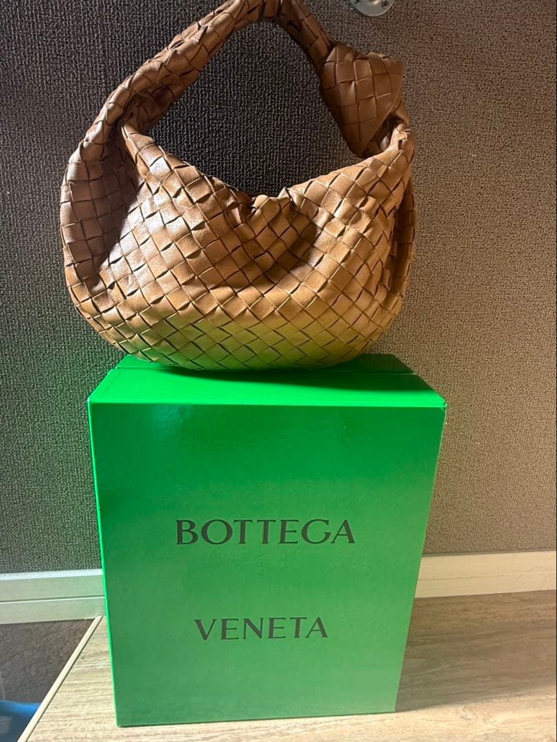 BOTTEGA VENETA ジョディー　ショルダーバッグ