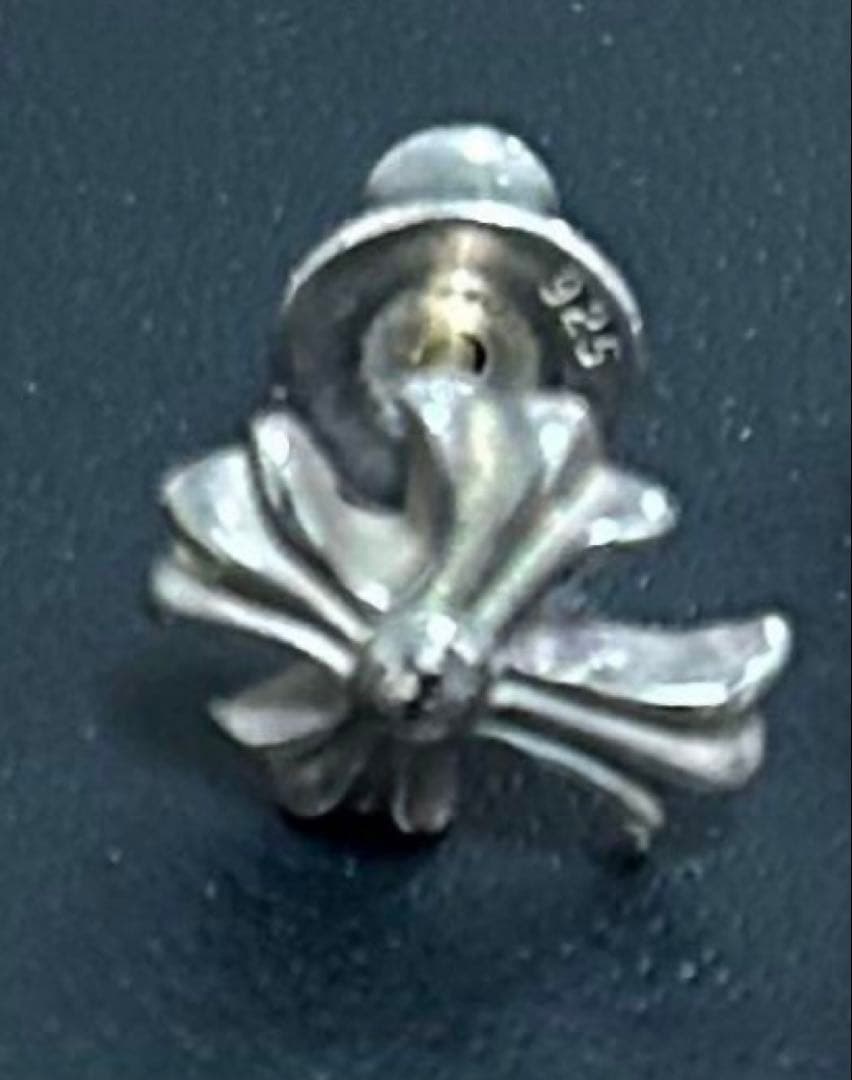 正規品　クロムハーツ スタッド　ピアス