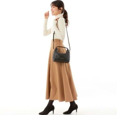 マイケル・コース　EMBER クロスボディ スモール