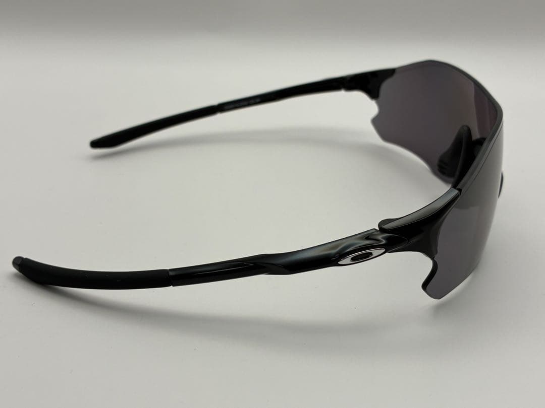 【バッシー様用】オークリー EVZERO PATH 偏光サングラス