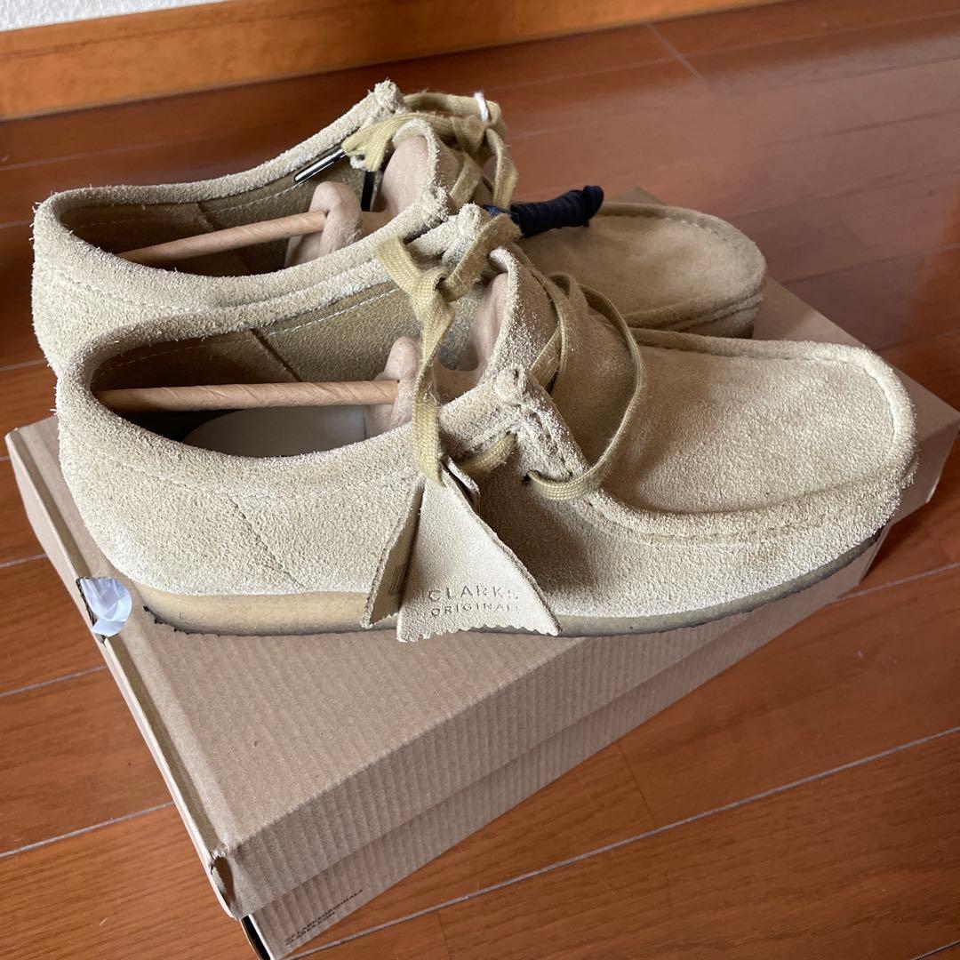 美品CLARKS ベージュ スエード カジュアルシューズ