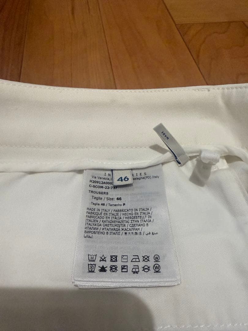 MONCLER ホワイト スラックス