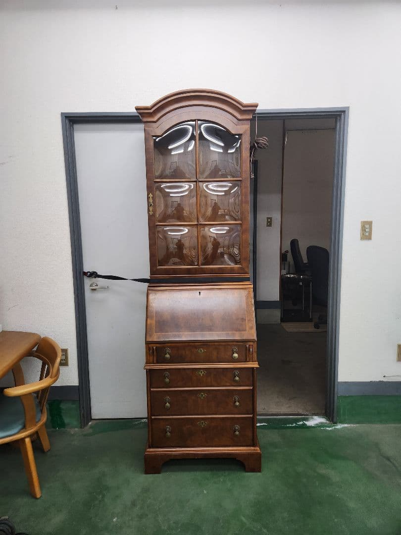 うさぎ ドレクセルヘリテイジキャビネット 引き出し付き