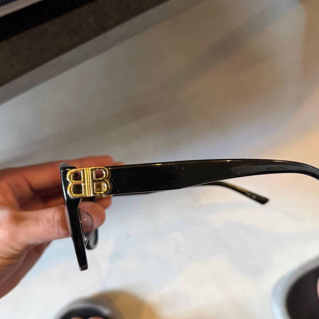 BALENCIAGA ブラック　サングラス