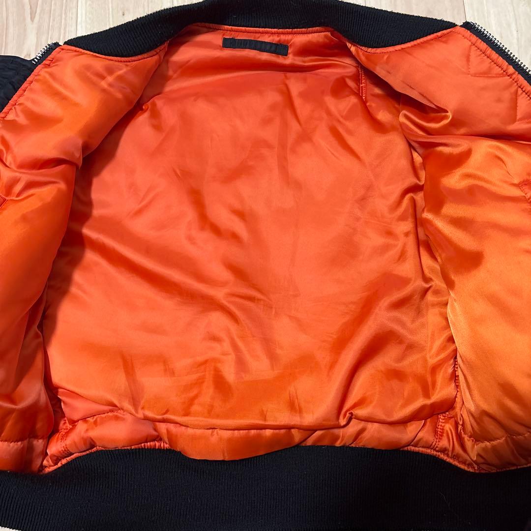 AVIREX MA-1 USA リバーシブル コマーシャル　ブラック　中綿