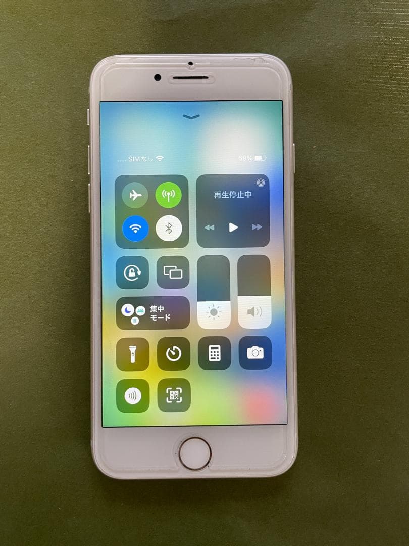 iPhone8 64GB シルバーのSIMフリー
