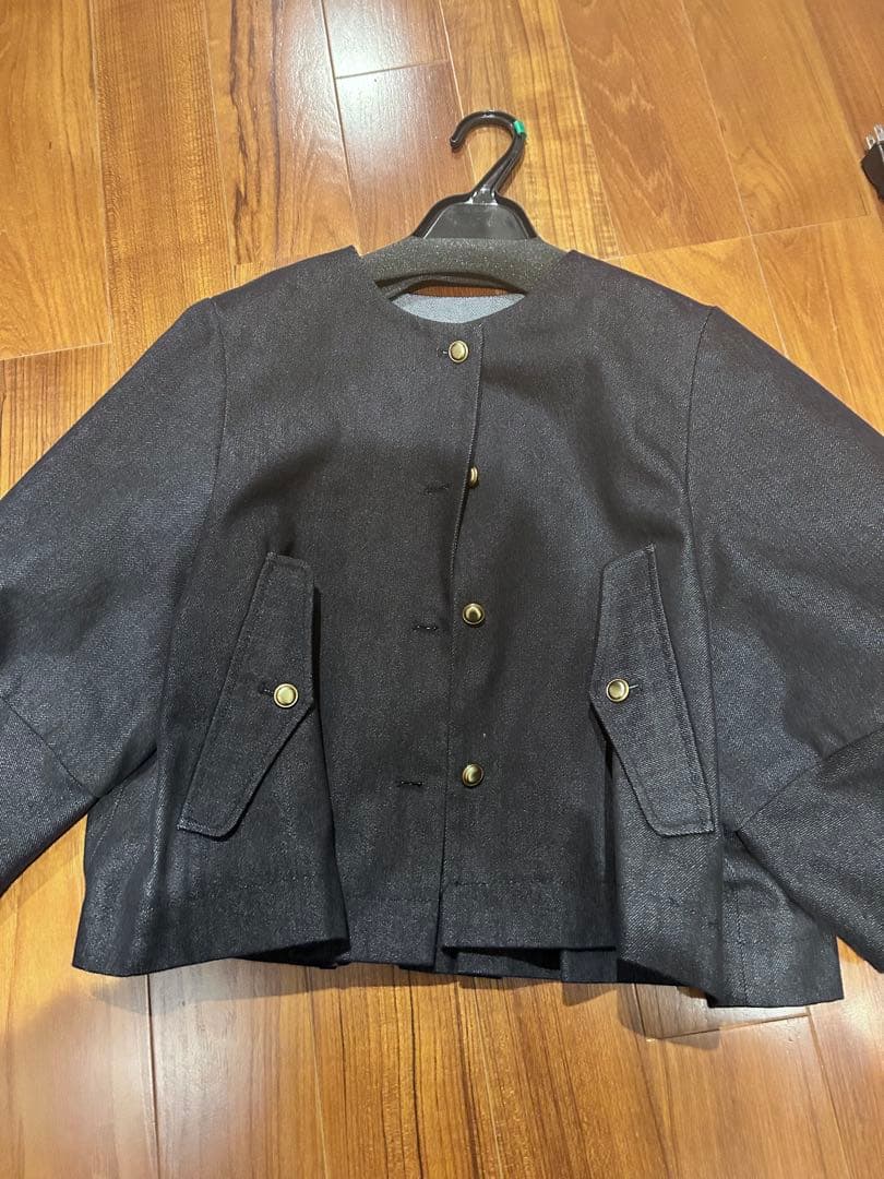 トレフルプラスワン♡はプリーツデニムジャケット美品