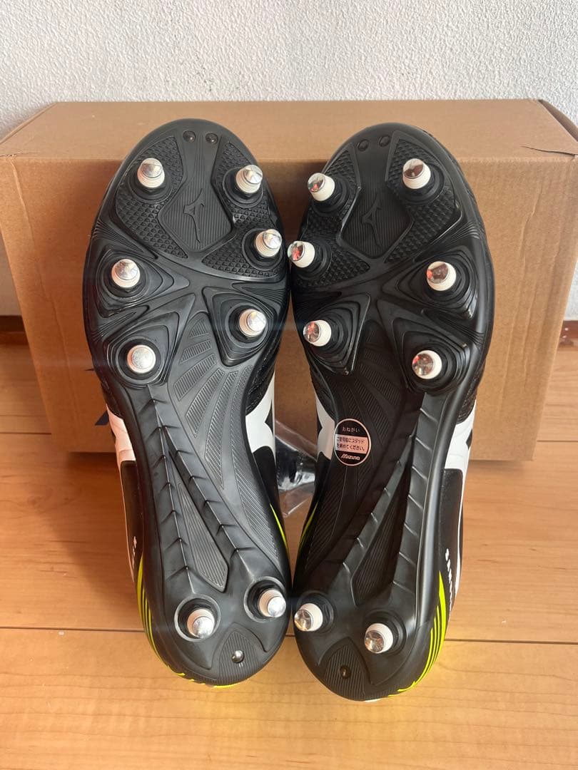 新品・ミズノ ラグビースパイク /27.0/4E 品番 R1GA152101