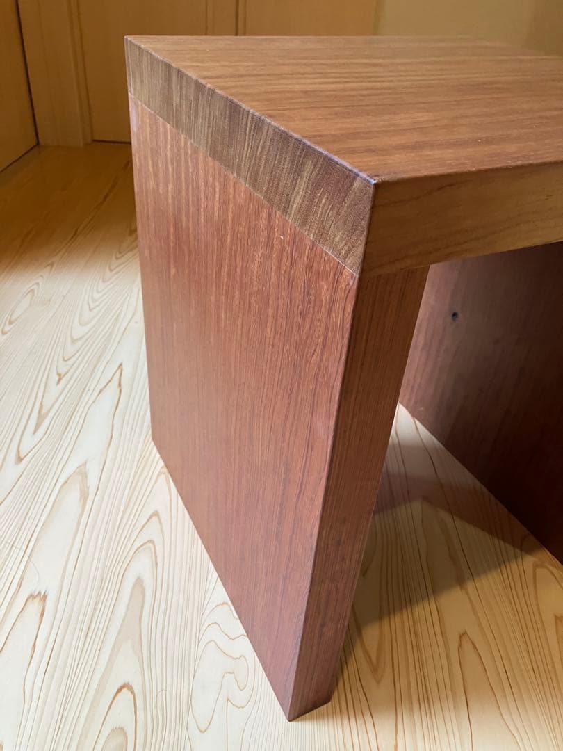 無垢材　サイドテーブル　スツール　アノニマスデザイン